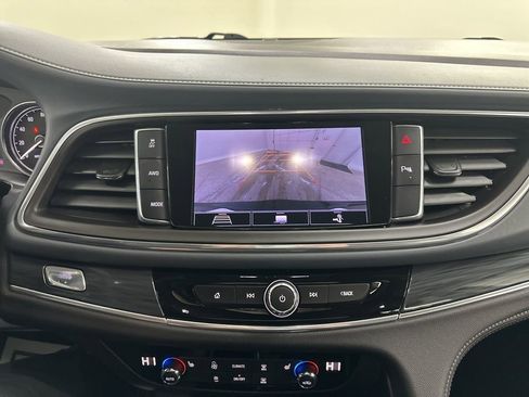 Used 2020 Buick Enclave Essence w/ Sport Touring Edition image 43