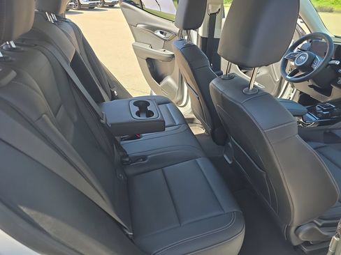 Used 2025 Buick Envision Preferred AWD/4WD image 11