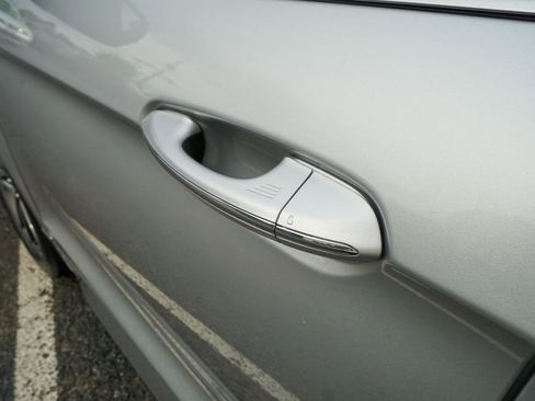 Used 2019 Ford Edge Titanium w/ Equipment Group 301A image 10