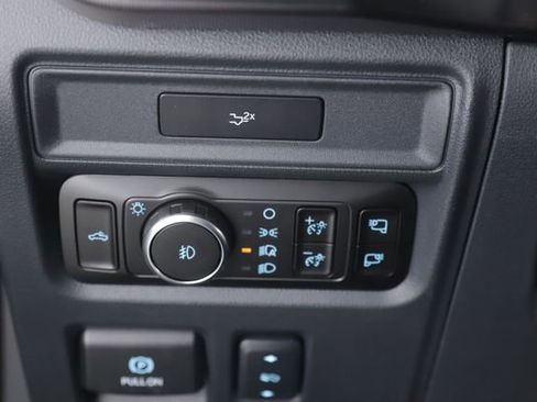 Used 2026 Ford F150 Lariat AWD/4WD image 21