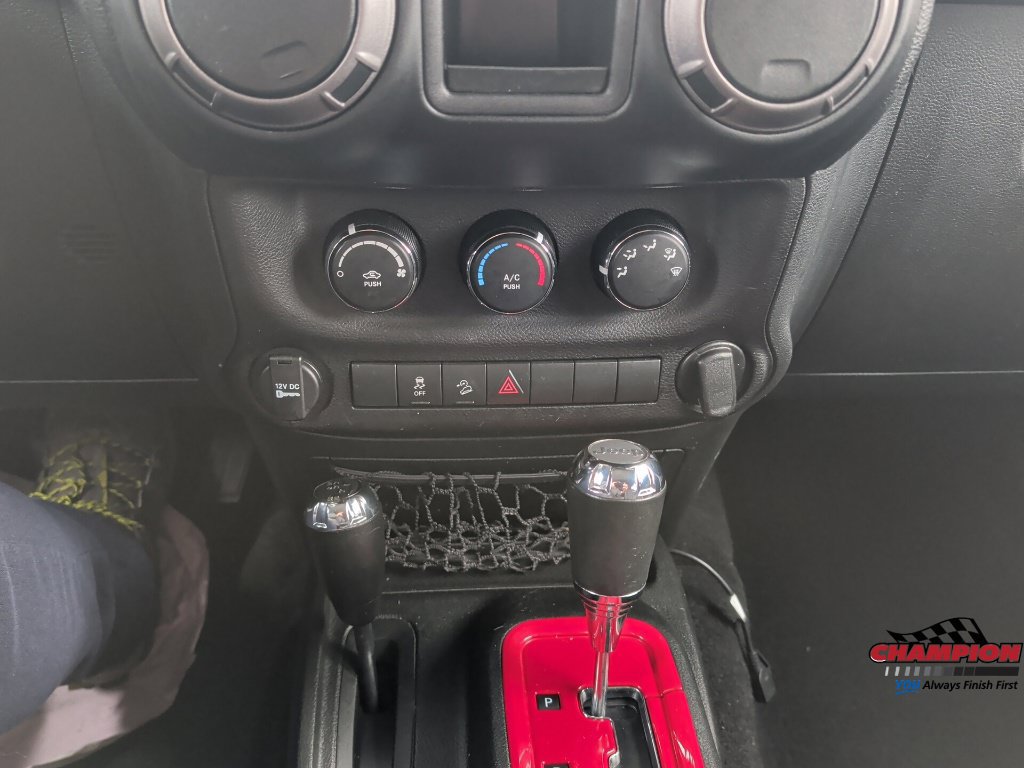 Used 2017 Jeep Wrangler Unlimited Sport w/ Connectivity Group AWD/4WD image 20