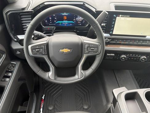 New 2026 Chevrolet Silverado 1500 LT image 11
