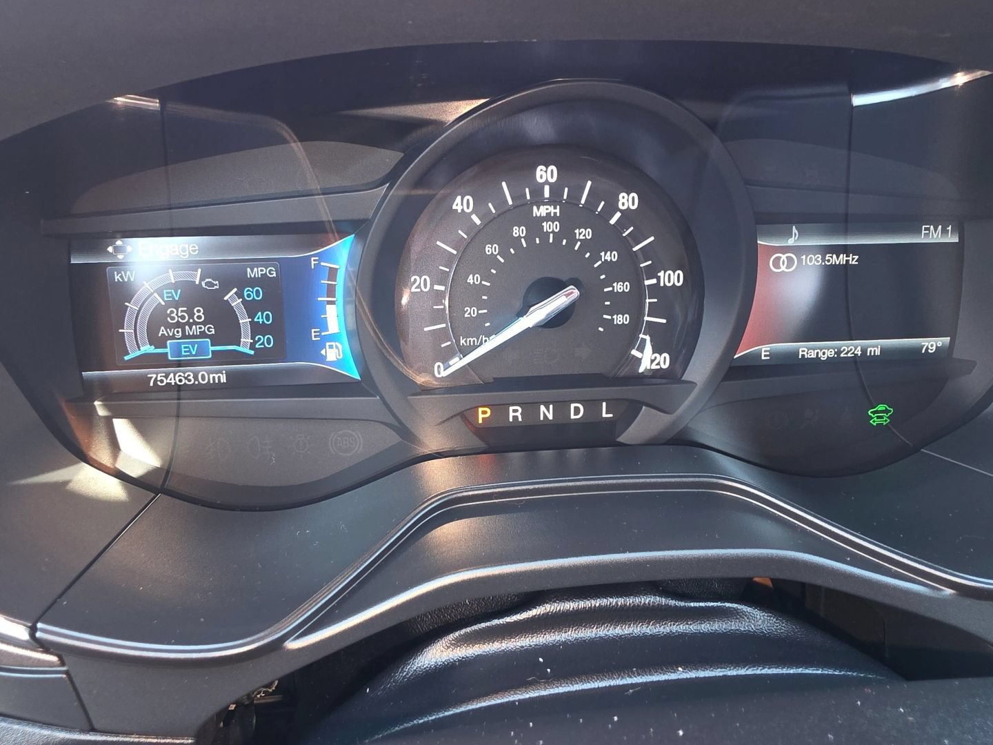 Used 2020 Ford Fusion SE FWD image 22