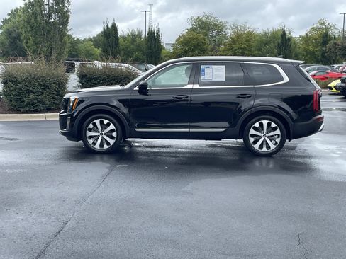 Used 2022 Kia Telluride EX w/ EX Premium Package FWD image 6