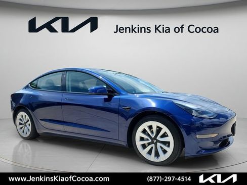 Used 2022 Tesla Model 3 Long Range AWD/4WD image 1