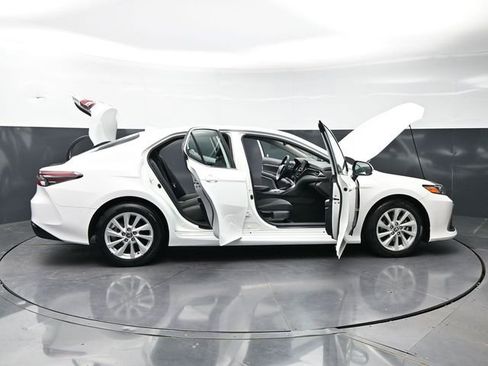Used 2024 Toyota Camry LE FWD image 46