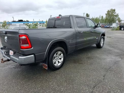 Used 2022 RAM 1500 Laramie AWD/4WD image 8