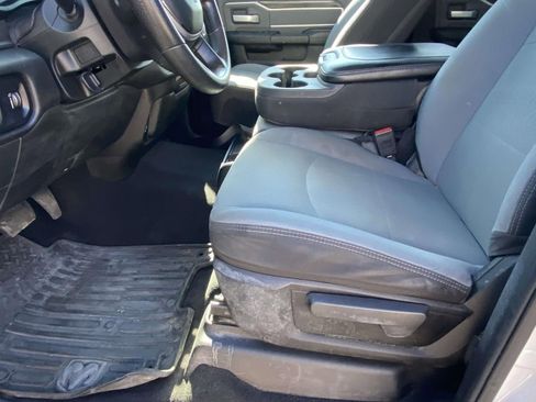 Used 2022 RAM 2500 Big Horn image 13