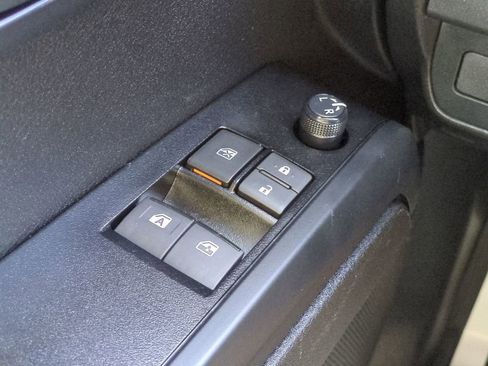 Certified 2023 Toyota Tacoma SR image 21