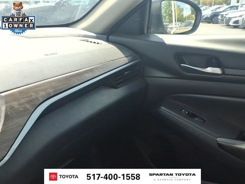 Used 2024 Nissan Altima 2.5 SV FWD image 23