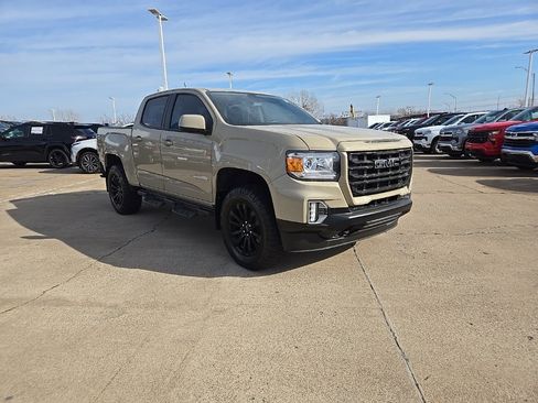 Used 2022 GMC Canyon Elevation image 8