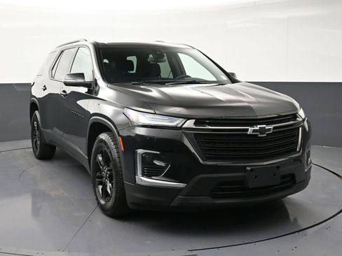 Used 2023 Chevrolet Traverse LT w/ Midnight/Sport Edition AWD/4WD image 7