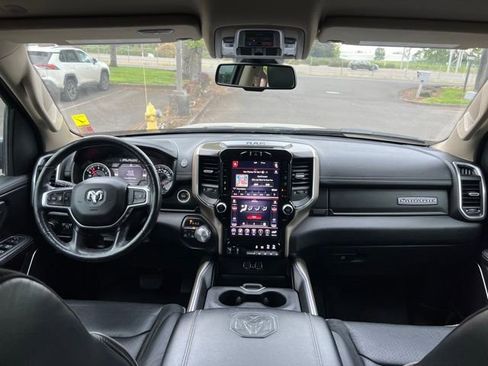 Used 2020 RAM 1500 Laramie AWD/4WD image 13