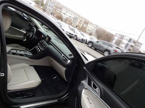 Used 2019 Genesis G70 3.3T Advanced w/ Elite Package image 6