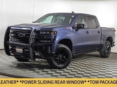 Used 2020 Chevrolet Silverado 1500 LT Trail Boss AWD/4WD image 2