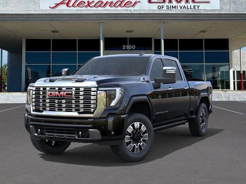 New 2025 GMC Sierra 2500 Denali w/ Denali Reserve Package image 6