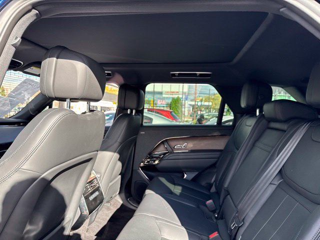 Used 2023 Land Rover Range Rover Sport SE AWD/4WD image 24