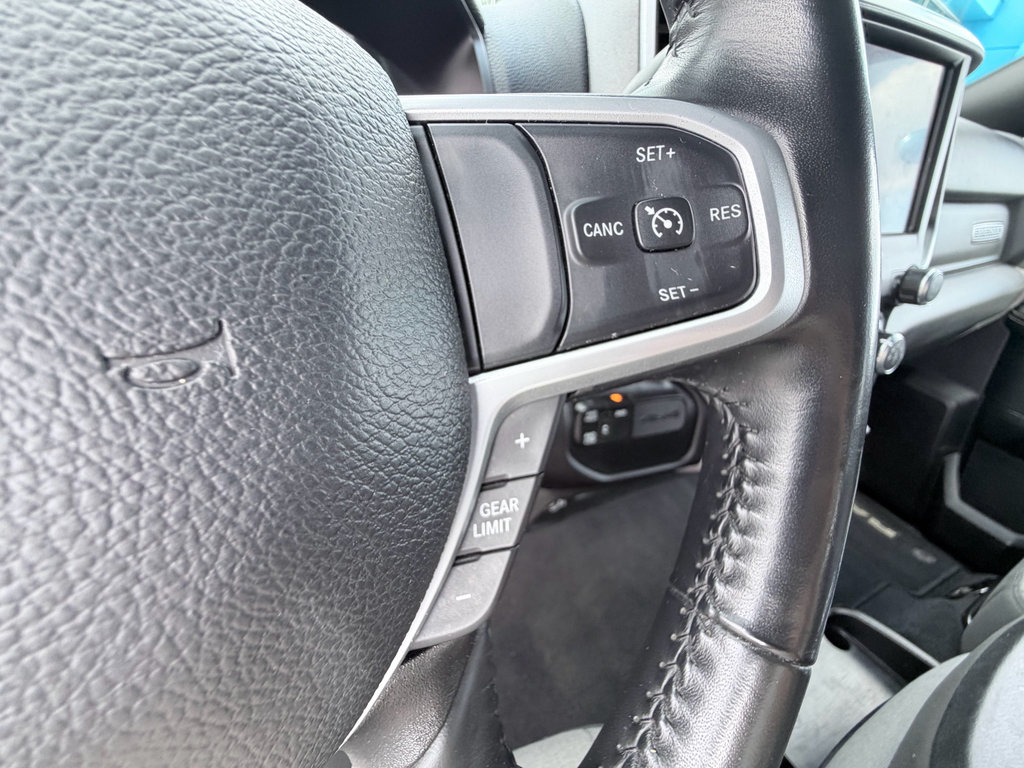 Used 2024 RAM 3500 Big Horn AWD/4WD image 15