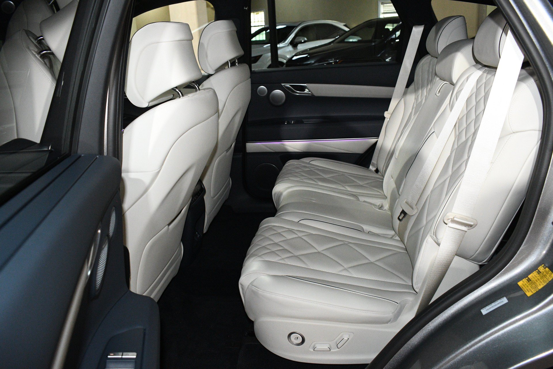 Used 2025 Genesis GV80 3.5T Prestige AWD/4WD image 47