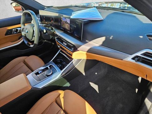 Used 2025 BMW 330i Sedan w/ Premium Package image 22