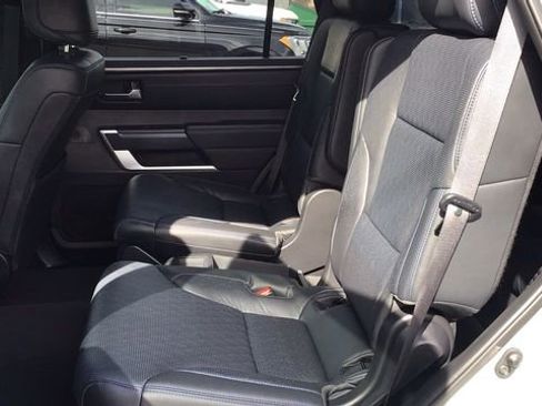 Used 2025 Toyota Sequoia Platinum image 16