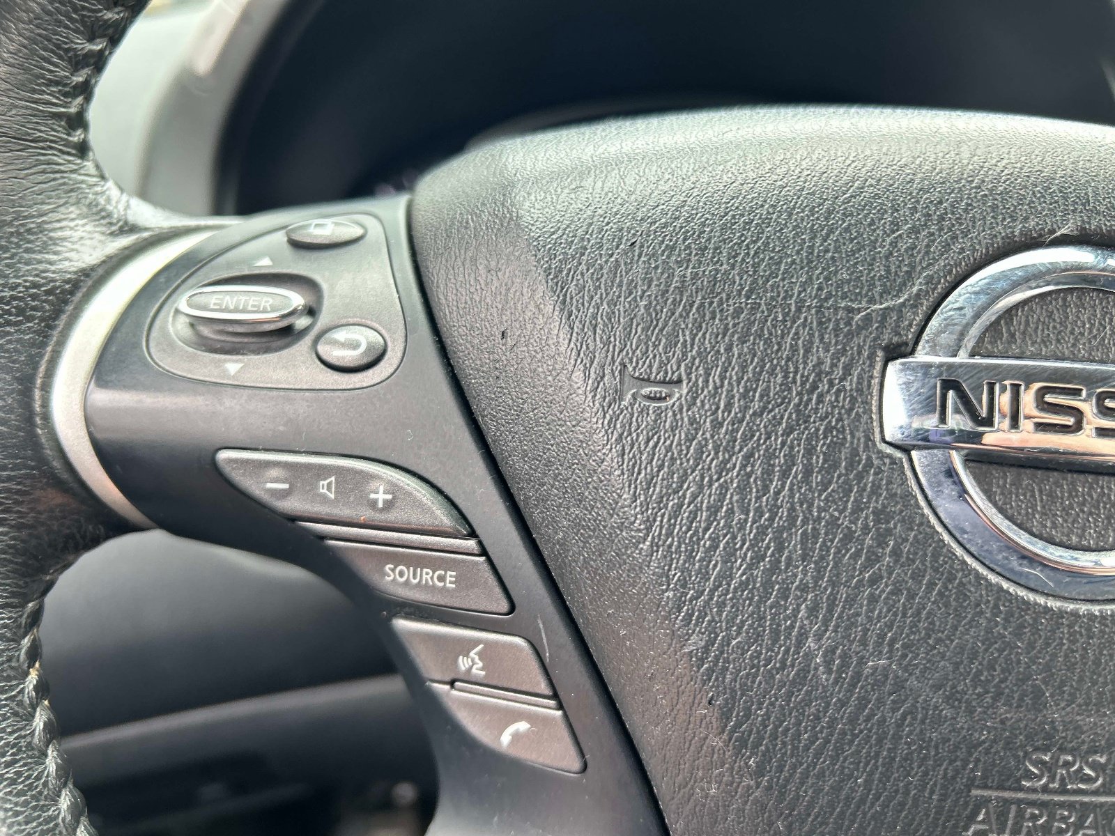 Used 2019 Nissan Pathfinder SV AWD/4WD image 22