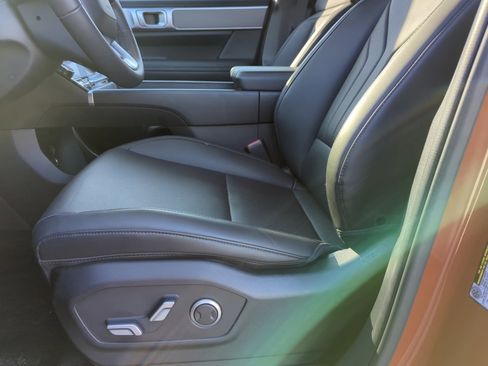 Used 2025 Hyundai Santa Fe XRT image 11