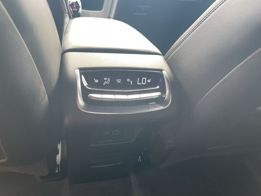 Used 2025 Cadillac XT6 Sport w/ Platinum Package AWD/4WD image 38