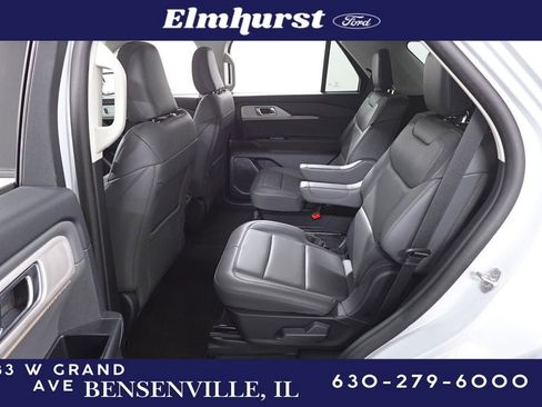 Used 2025 Ford Explorer Active w/ Active Comfort Package image 24