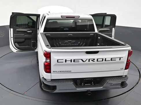 Used 2024 Chevrolet Silverado 1500 LT RWD image 29