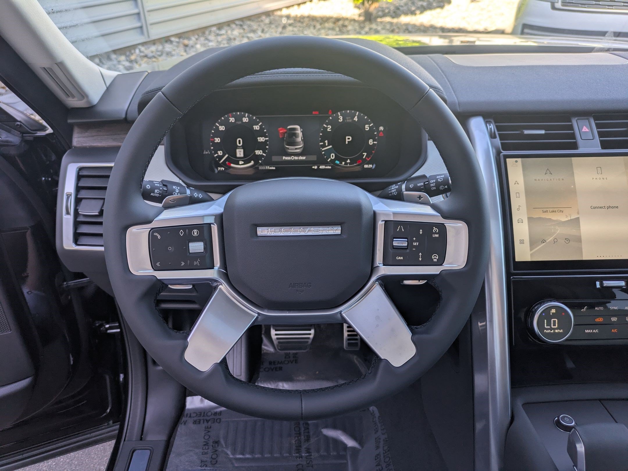 New 2026 Land Rover Discovery Dynamic SE AWD/4WD image 16