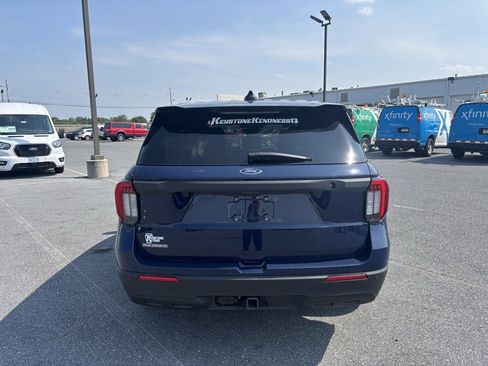New 2025 Ford Explorer 4WD Police Interceptor image 8