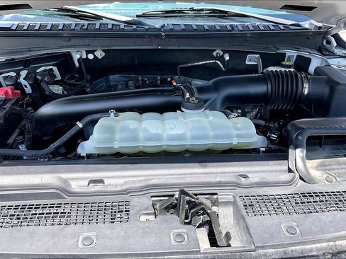 Used 2022 Ford Expedition Limited RWD image 9