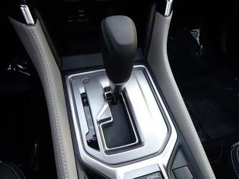 Used 2024 Subaru Forester Premium image 21