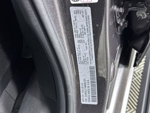 Used 2021 RAM 1500 Laramie w/ Laramie Southwest Edition RWD image 35