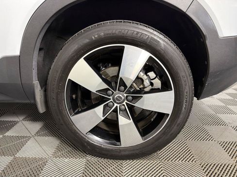 Used 2020 Volvo XC40 T5 Momentum AWD/4WD image 18