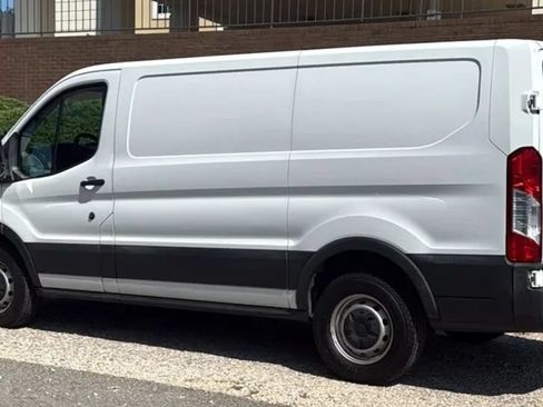 Used 2018 Ford Transit 150 130 Low Roof RWD image 7