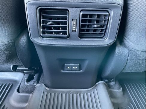 Certified 2022 Toyota RAV4 SE w/ Convenience Package AWD/4WD image 19