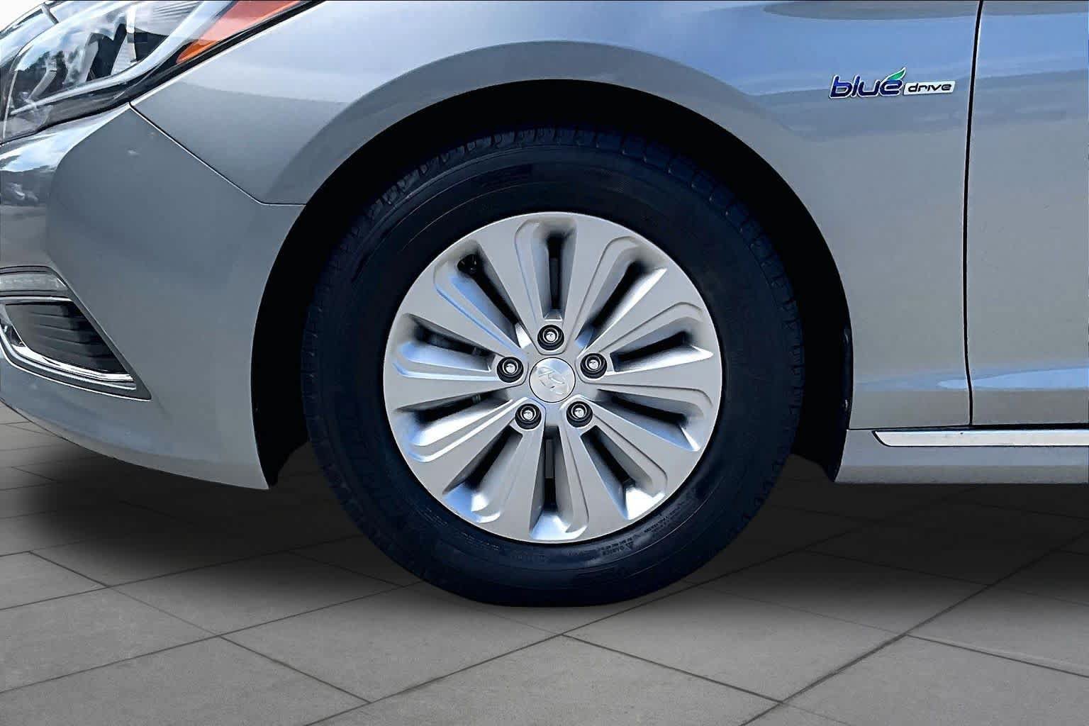 Used 2017 Hyundai Sonata SE FWD image 10
