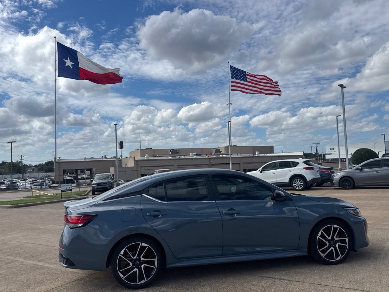 Certified 2024 Nissan Sentra SR FWD image 27