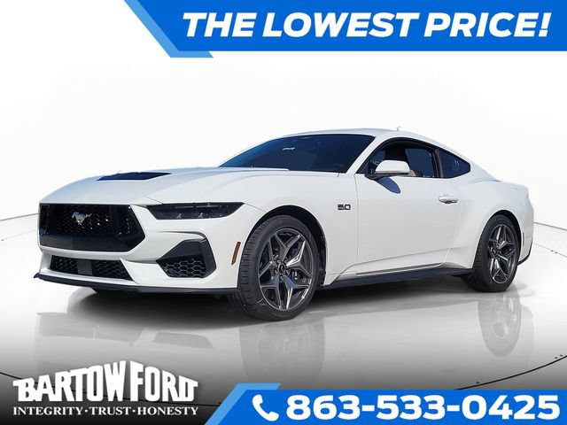 New 2026 Ford Mustang GT w/ GT Performance Package RWD image 1
