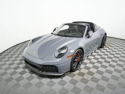 Certified 2026 Porsche 911 Targa 4 GTS AWD/4WD image 37