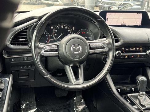 Used 2023 MAZDA MAZDA3 s image 9