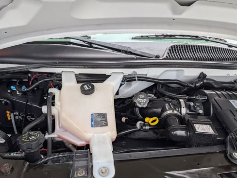 Used 2017 Chevrolet Express 2500 LT w/ LT Preferred Equipment Group image 25