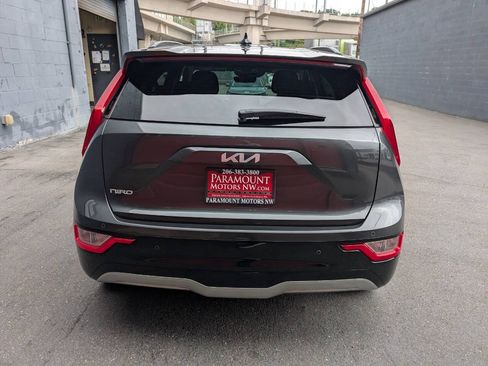 Used 2023 Kia Niro Wind w/ Wind Preserve Package FWD image 4