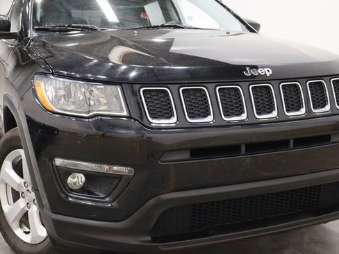 Used 2018 Jeep Compass Latitude w/ Popular Equipment Group image 36