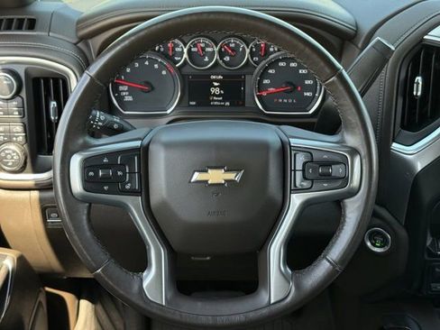 Used 2022 Chevrolet Silverado 1500 LTZ image 13