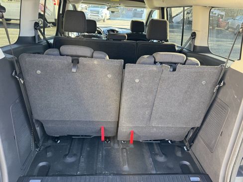 Used 2017 Ford Transit Connect XL image 3