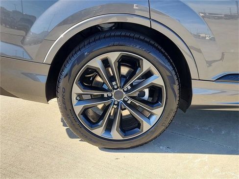 New 2026 Audi Q7 3.0T Premium Plus image 9