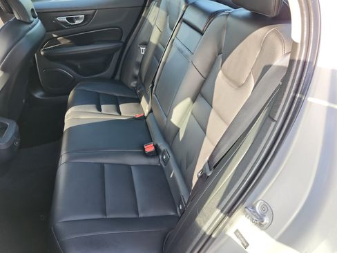 Used 2023 Volvo S60 B5 Core AWD/4WD image 13